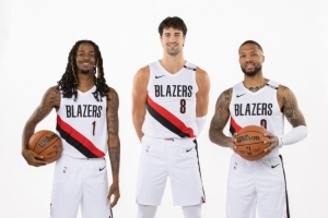 NBA彩经：火箭轻取独行侠 湖人力擒勇士 开拓者射落太阳